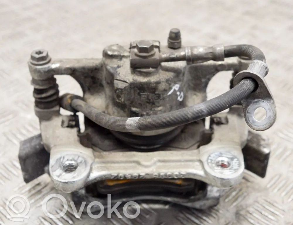 Ford Puma Передний суппорт 