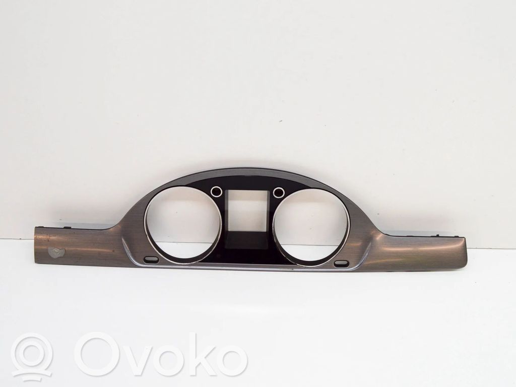 Volkswagen PASSAT B7 Moldura del panel 
