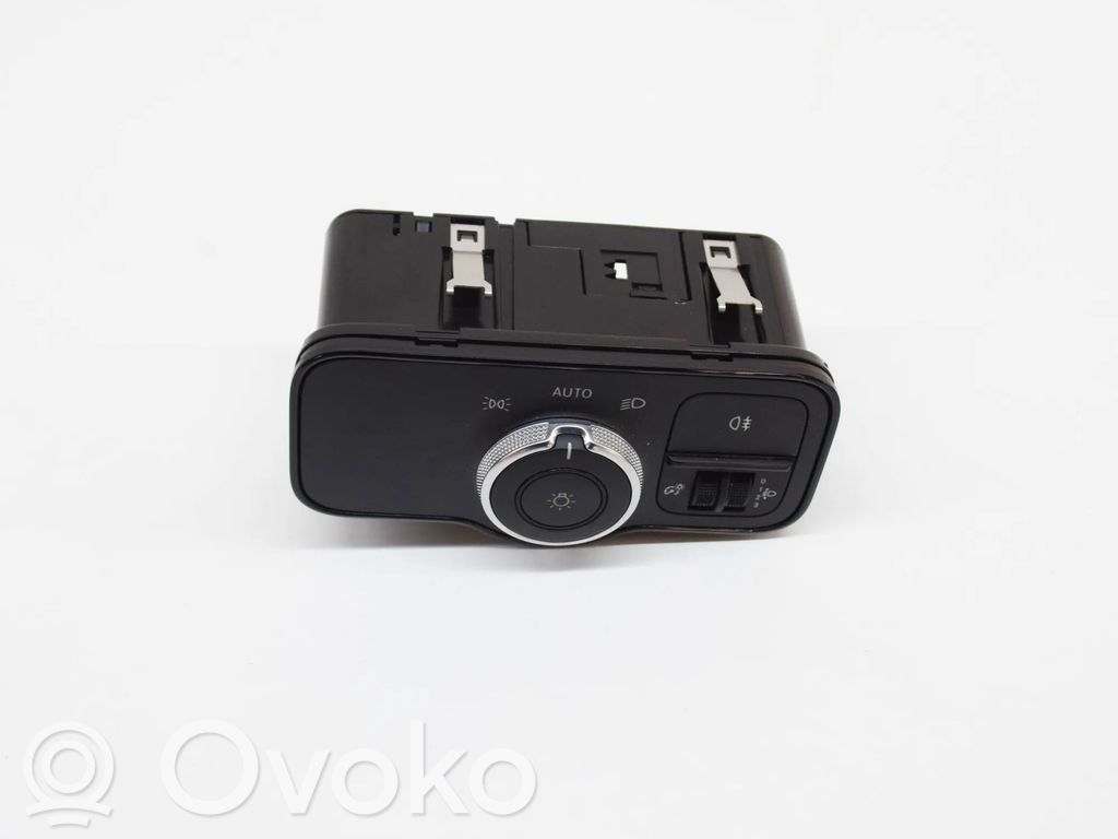 Mercedes-Benz Sprinter W907 W910 Interruptor de luz
