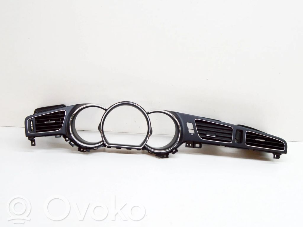 KIA Ceed Dashboard air vent grill cover trim 