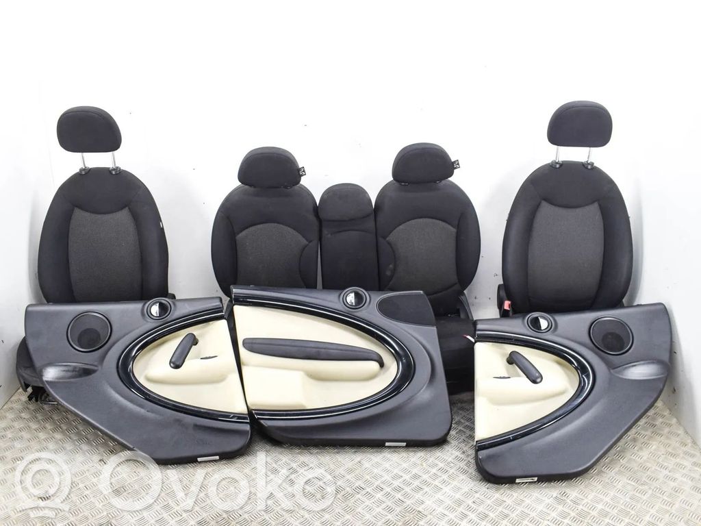 Mini Cooper Countryman R60 Tapicerka / Komplet 
