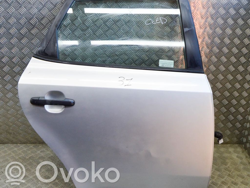 KIA Ceed Galinės durys 