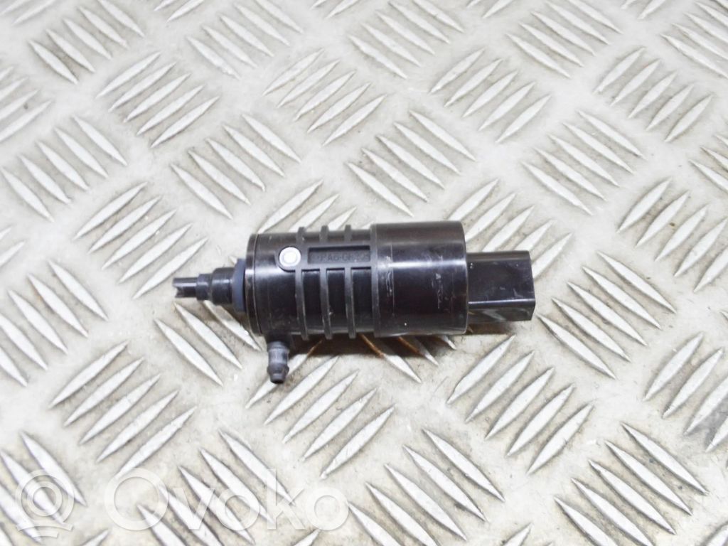Tesla Model 3 Windscreen/windshield washer pump 
