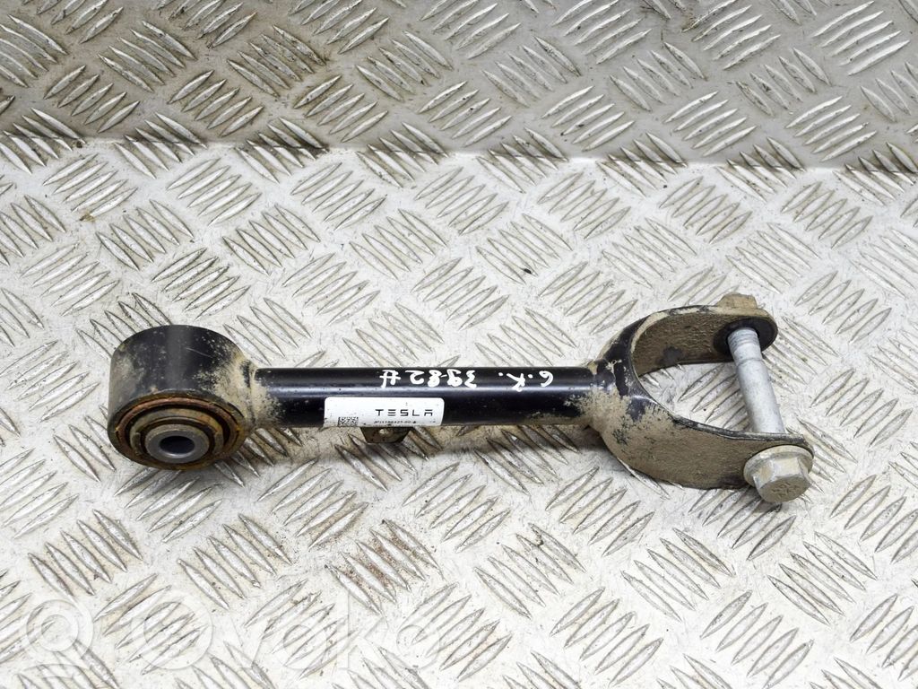 Basculă superioară spate   118842300A