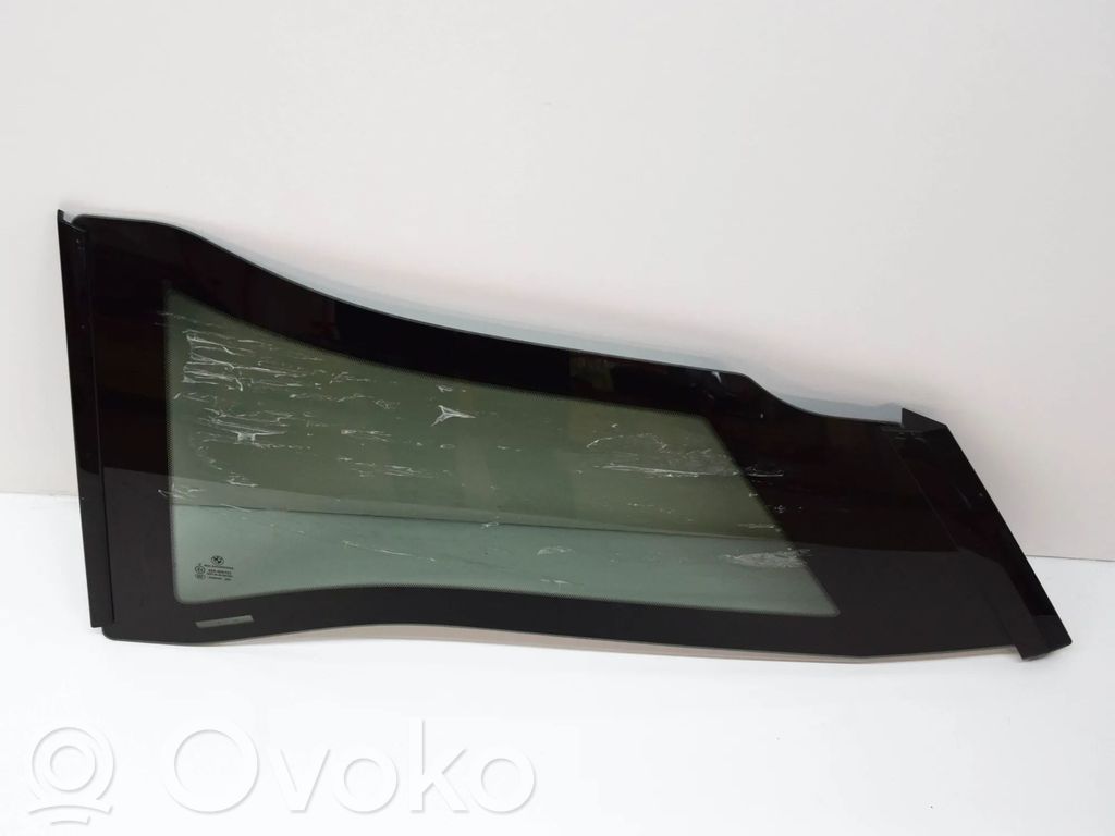 BMW i3 Rear side window 