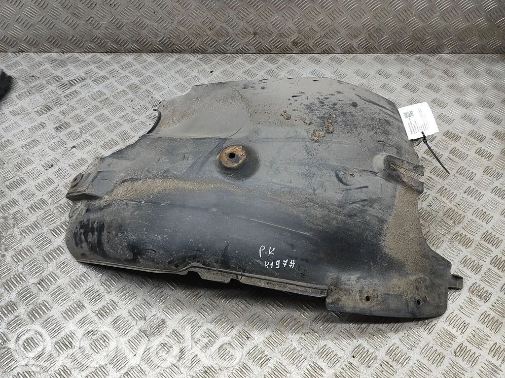 Mercedes-Benz Sprinter W906 Rivestimento paraspruzzi passaruota anteriore