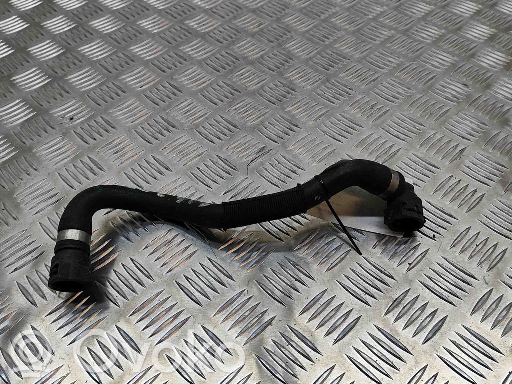 BMW 4 F32 F33 Conductă/furtun lichid de răcire motor 