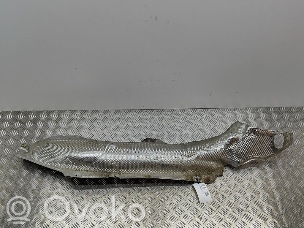 BMW 5 G30 G31 G38 Paracalore nel vano motore 
