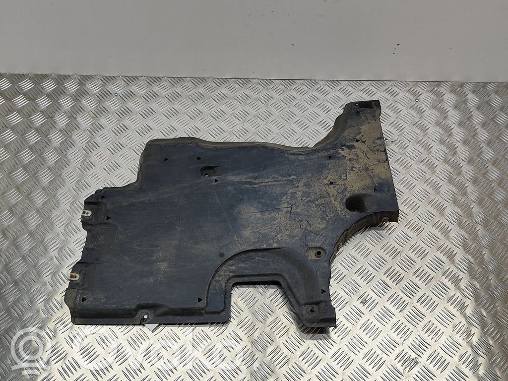 BMW 5 G30 G31 G38 Osłona boczna podwozia
