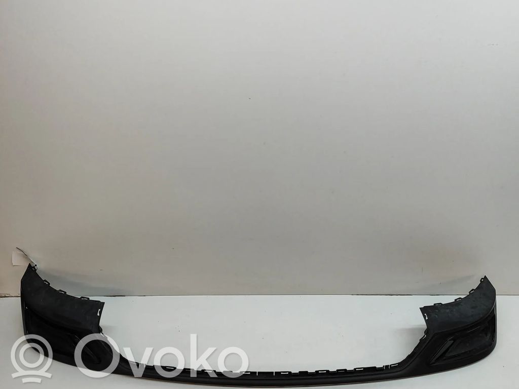 Audi Q8 Moldura inferior del parachoques trasero 