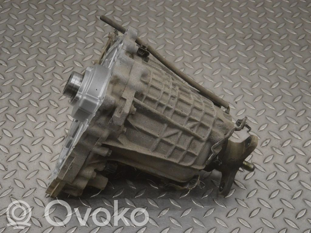 BMW 5 F10 F11 Gearbox transfer box case 