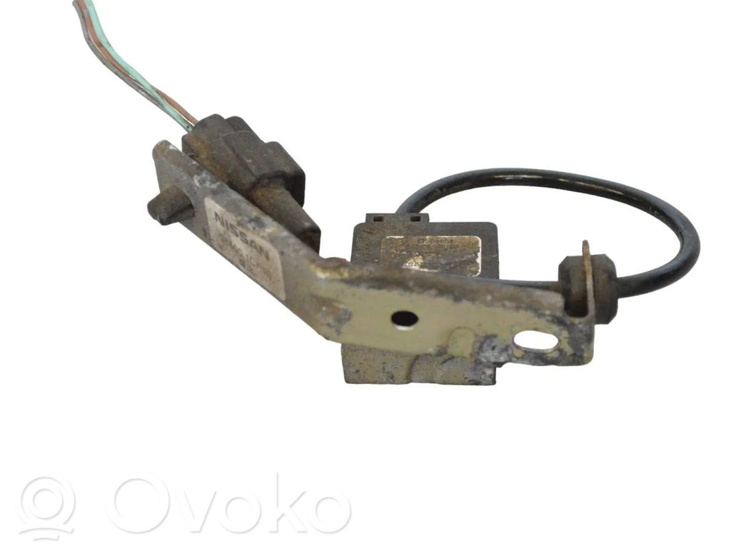 BMW 5 F10 F11 Air suspension front height level sensor 