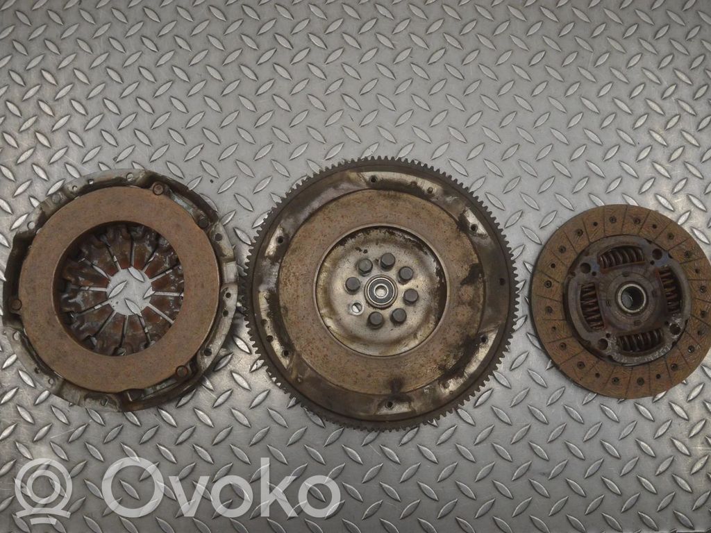 Nissan Qashqai Sankabos komplektas 