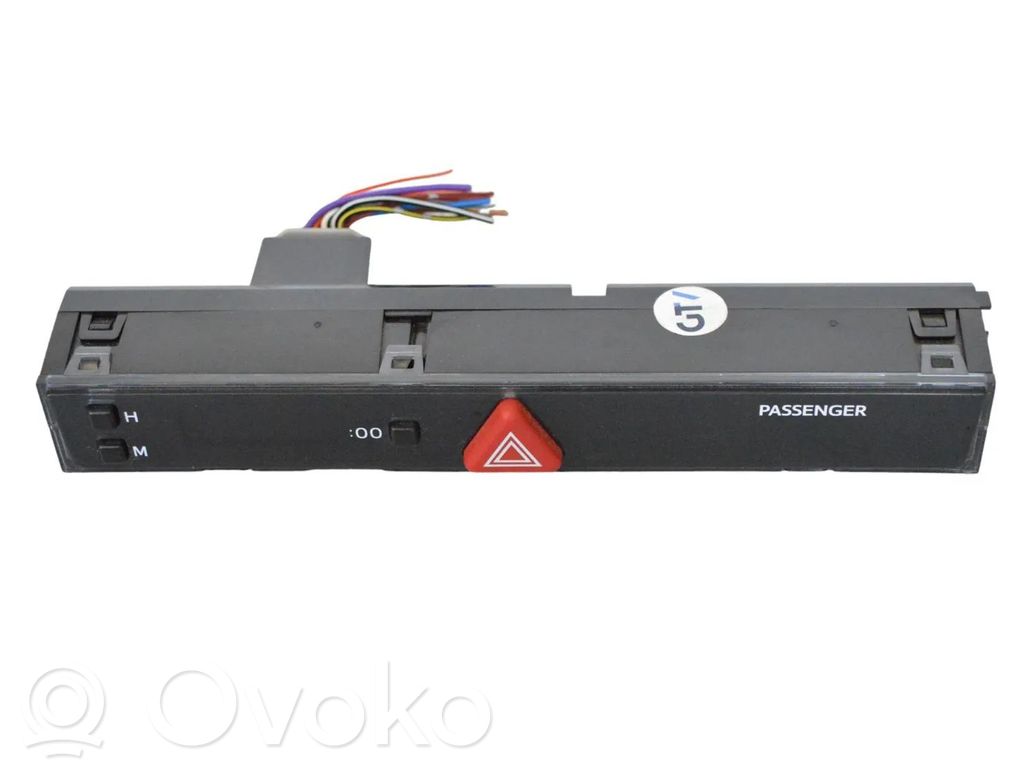 Nissan Qashqai Hazard light switch 