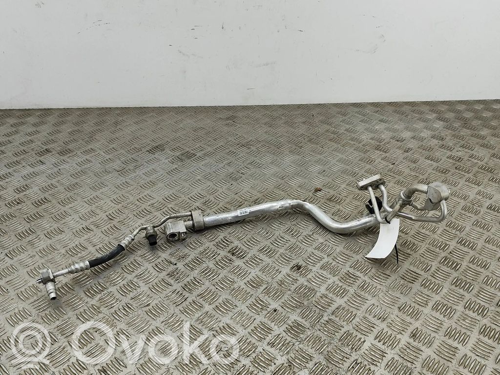 BMW 5 G30 G31 G38 Conductă/furtun aer condiționat (A/C) 