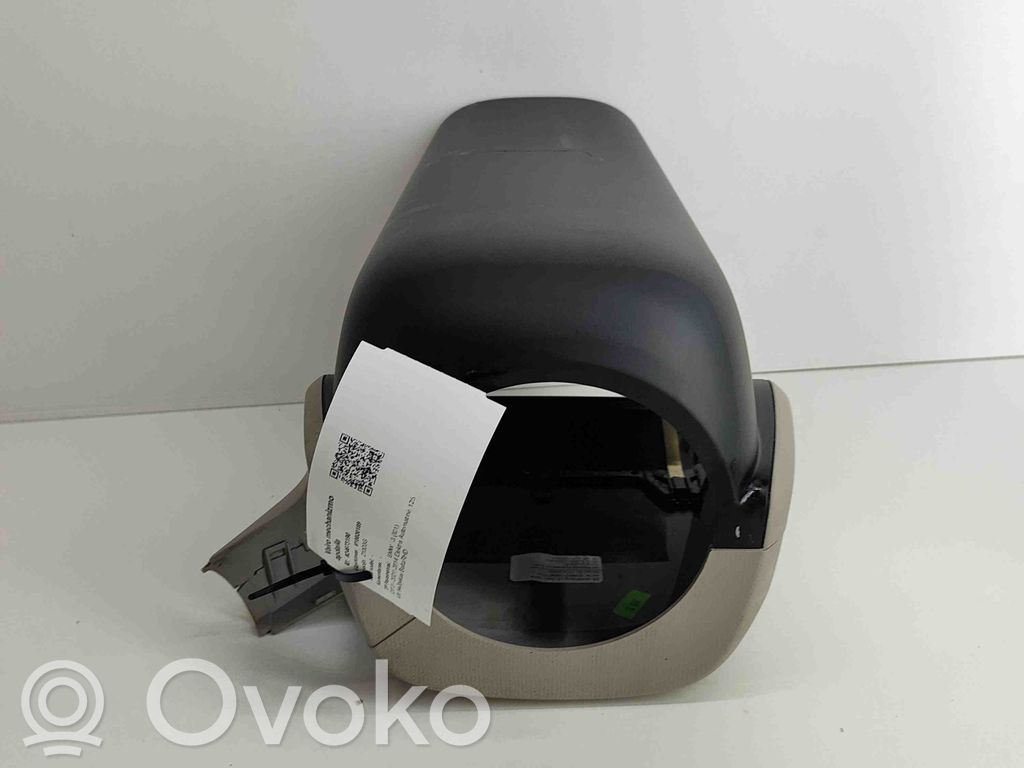 BMW i3 Vairo ašies apdaila 