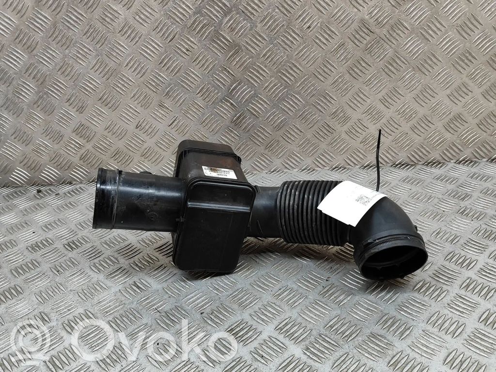 Land Rover Range Rover Sport L494 Część rury dolotu powietrza 