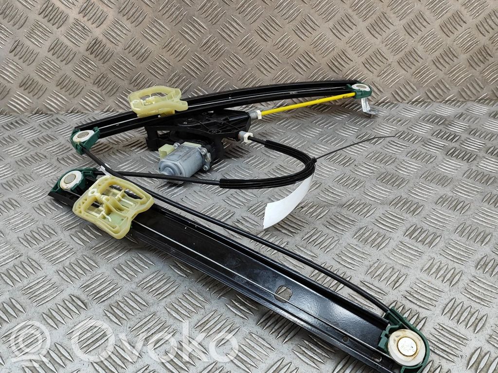 Audi A3 8Y Macara ușă față cu motor 