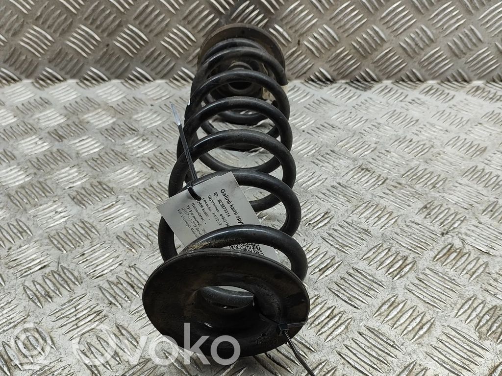 Skoda Karoq Takakierrejousi 