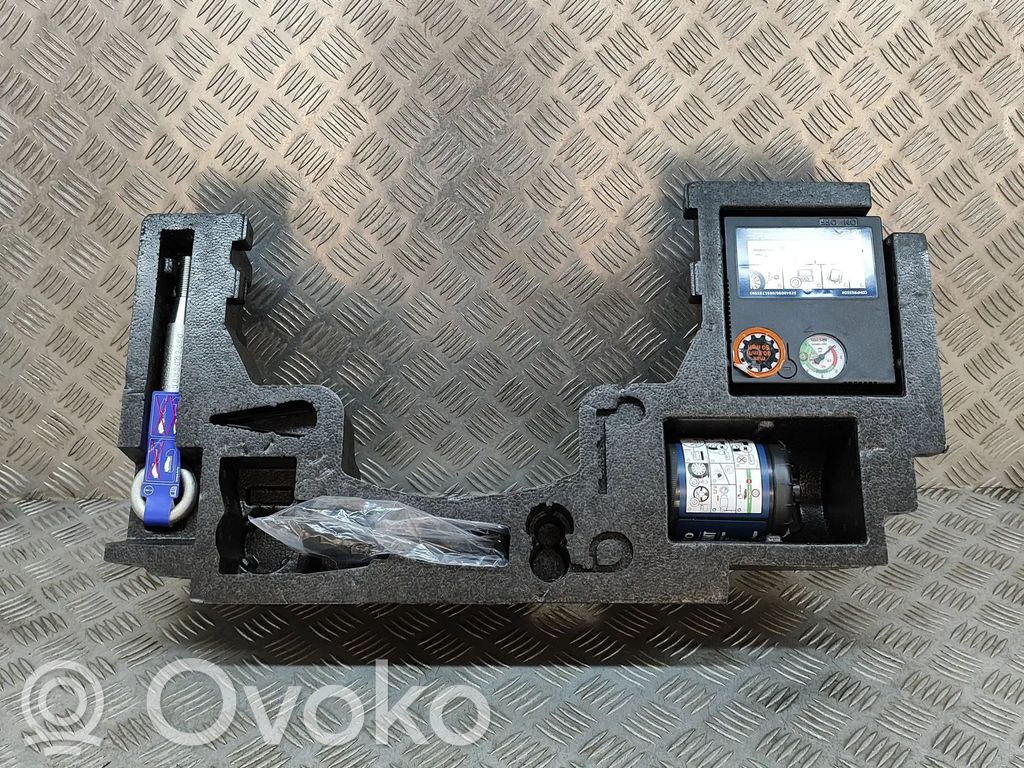 Volvo XC40 Other trunk/boot trim element 