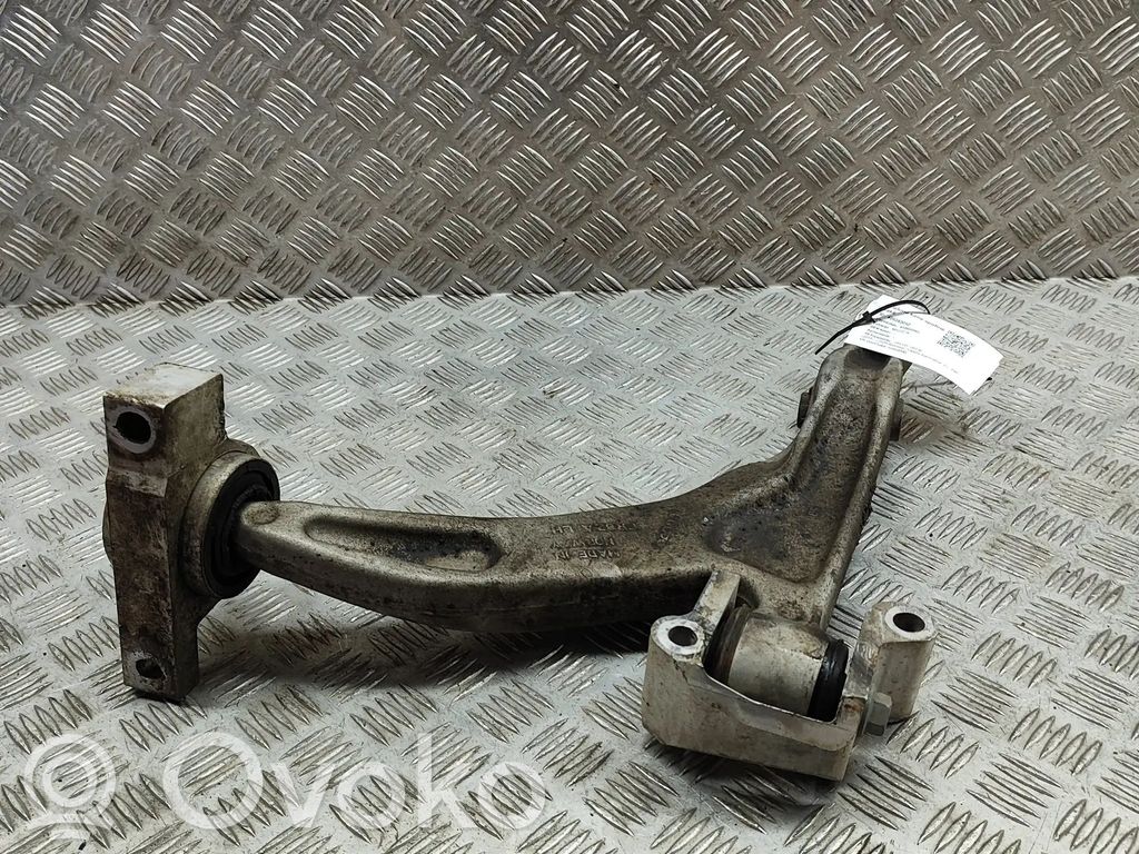 Volvo V60 Front lower control arm/wishbone 