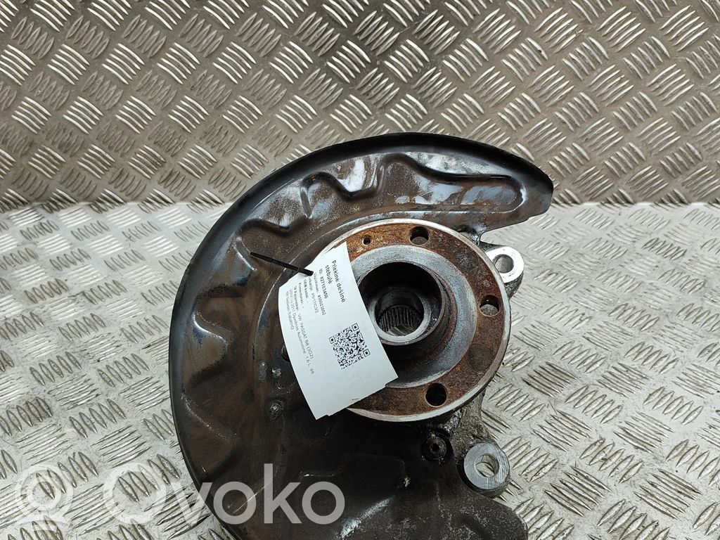 Volkswagen PASSAT B8 Mozzo ruota anteriore