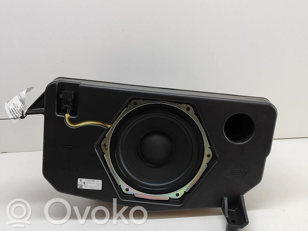 Tesla Model X Subwoofer 