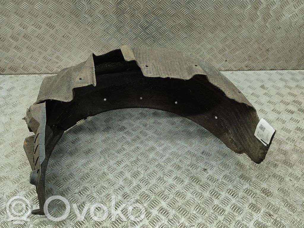 Toyota Avensis T270 Nadkole tylne 