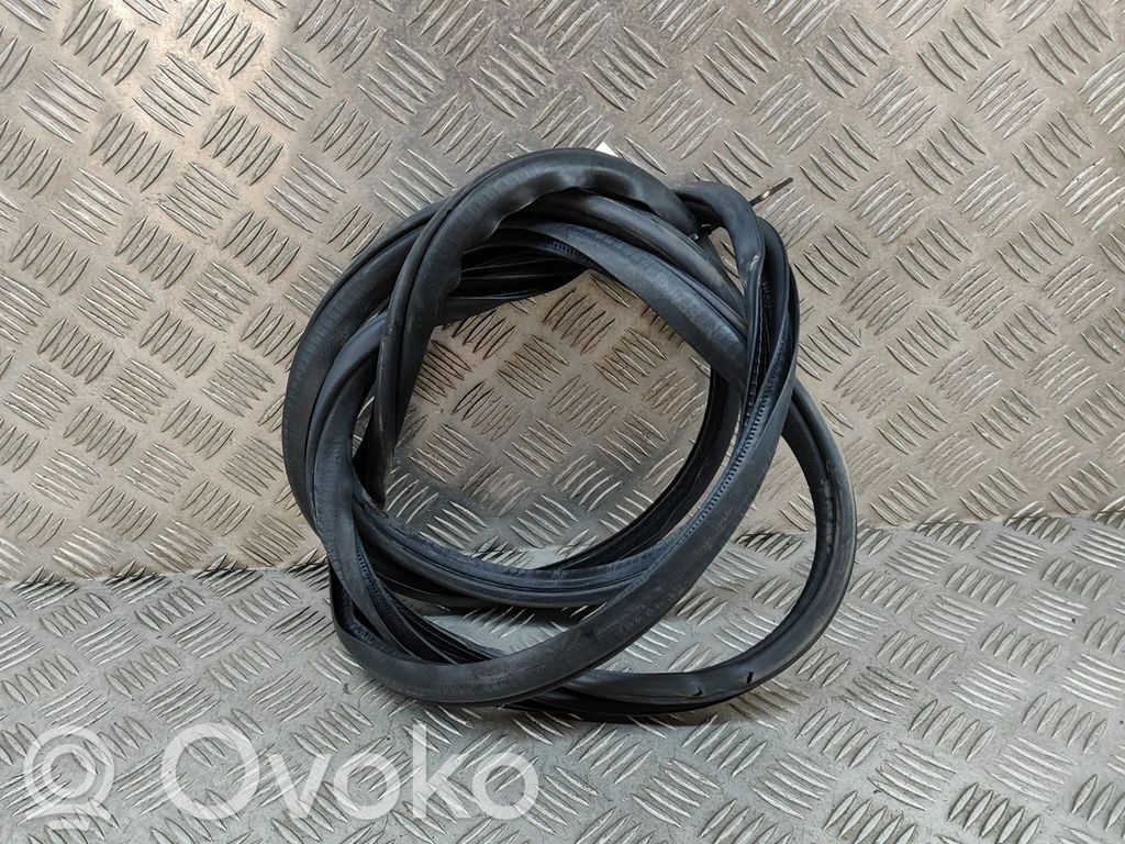 Uszczelka drzwi   72350TEAT01