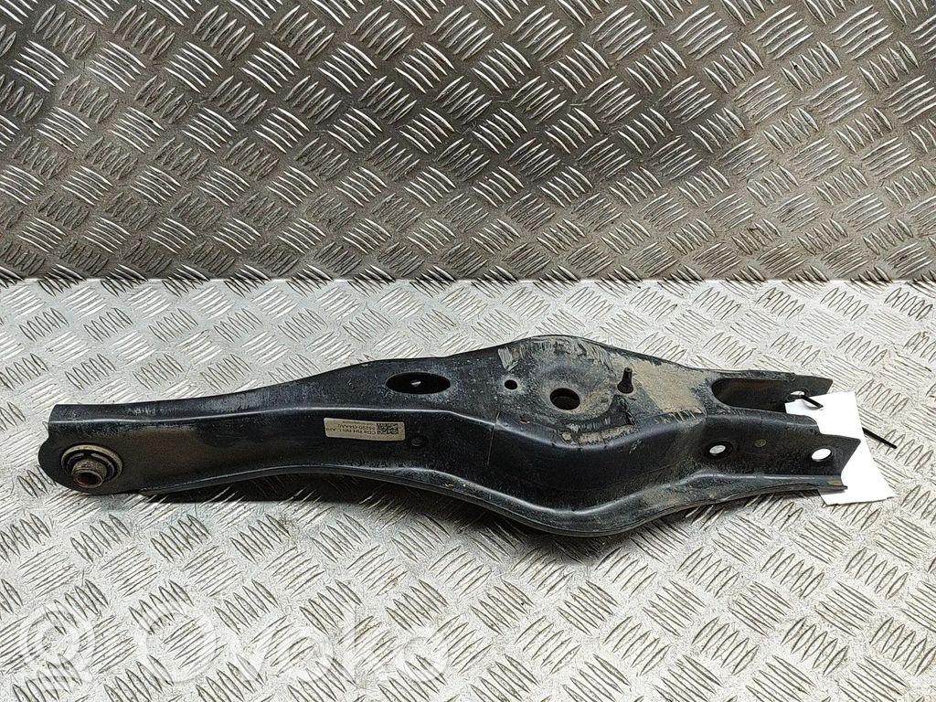 KIA Xceed Rear upper control arm/wishbone 