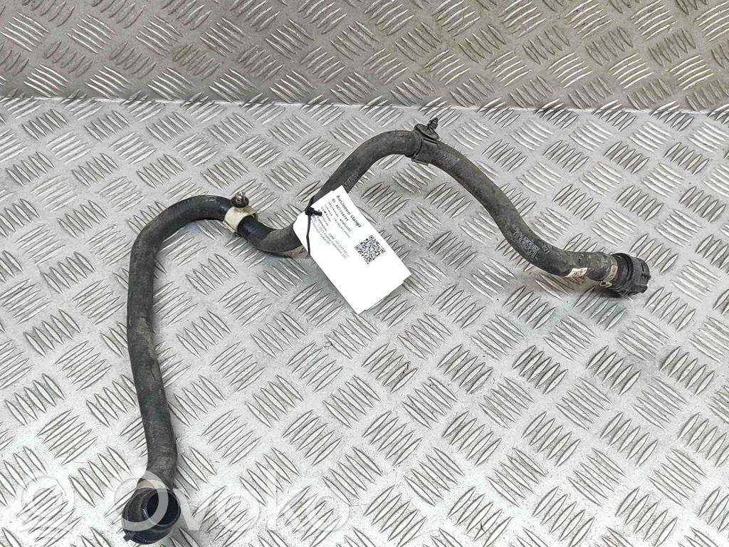 BMW iX1 Tubo flessibile del liquido di raffreddamento del motore 