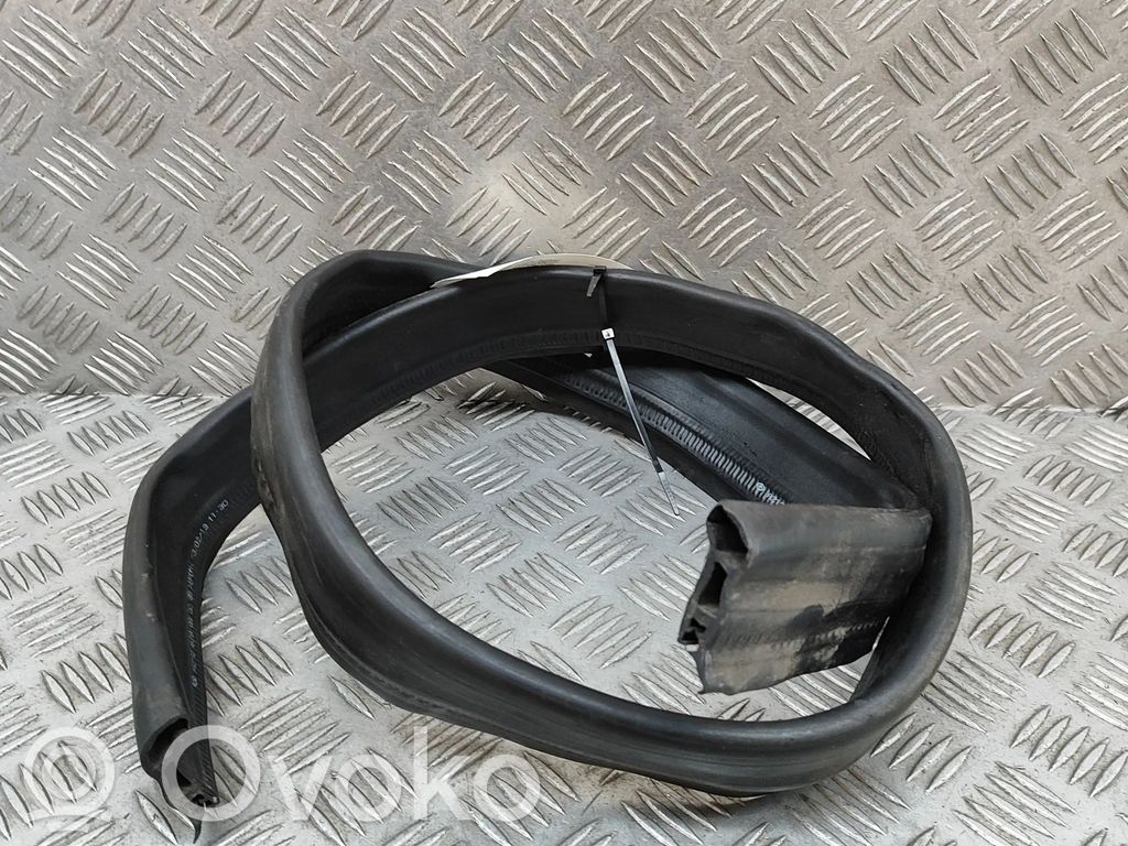 Mercedes-Benz CLS C218 X218 Cheder compartiment motor 