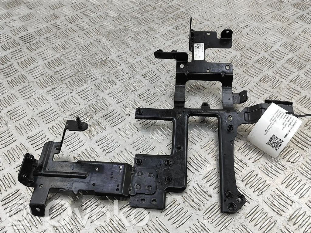 Sonstiges Karosserieteil   J9D319F652AE