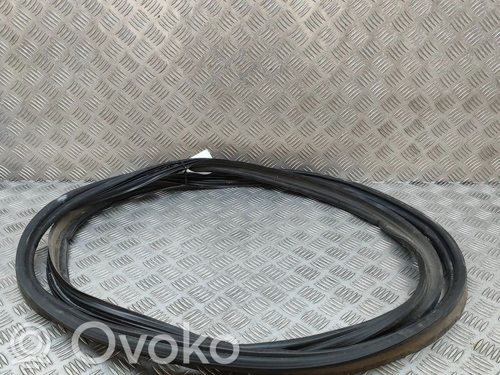 Volvo XC90 Trunk rubber seal (body) 