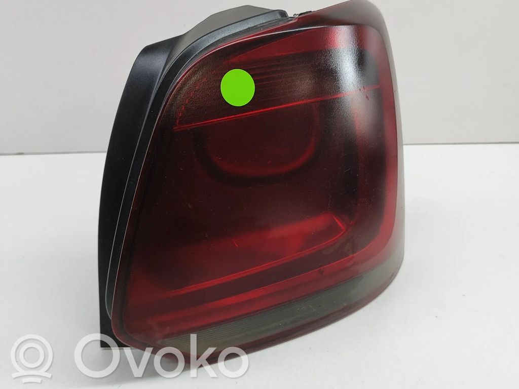 Volkswagen Polo V 6R Lampa tylna 