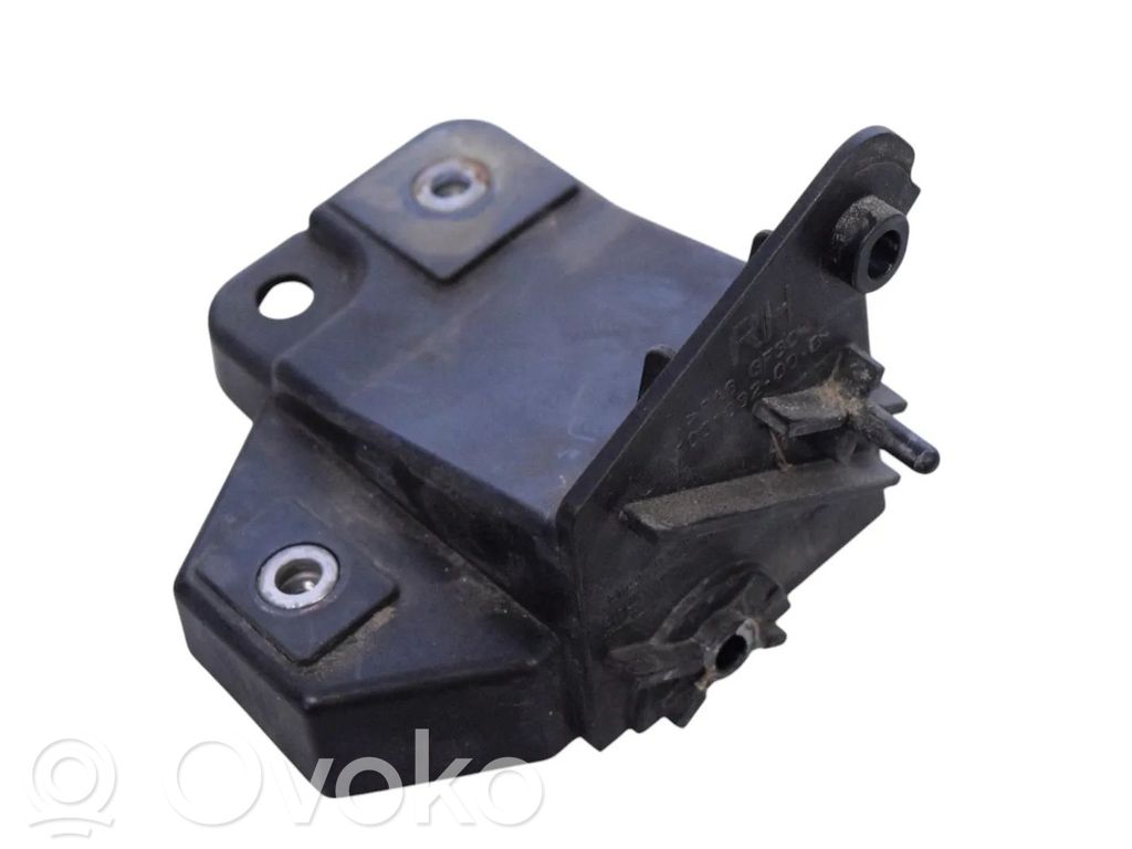 Infiniti M Y51 Front bumper mounting bracket 