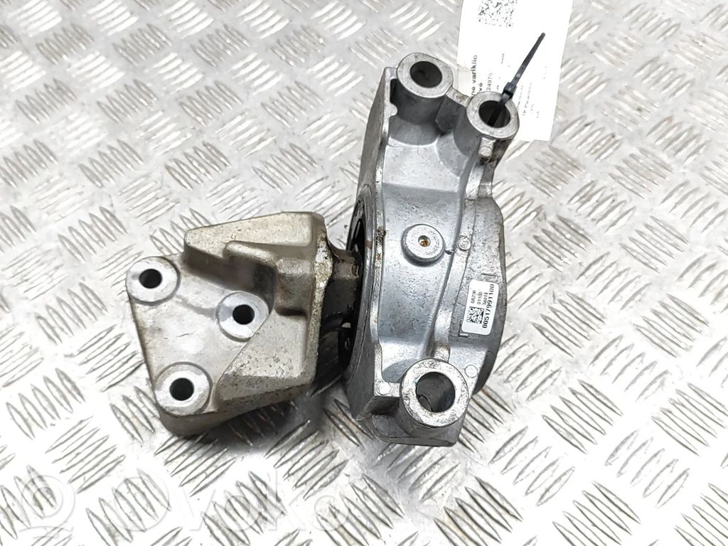Fiat Doblo Engine mount bracket 