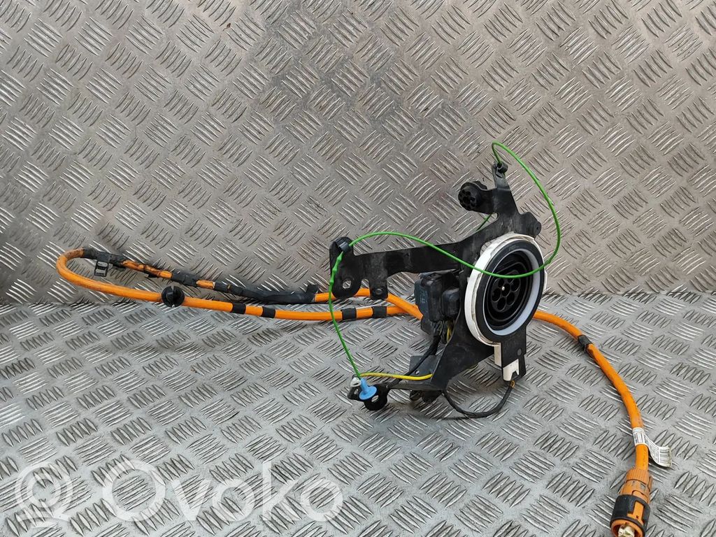 BMW X5 F15 Sähköauton latauskaapeli