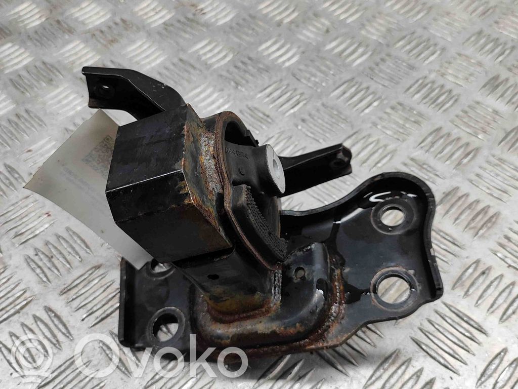 Toyota Auris E180 Engine mount bracket 