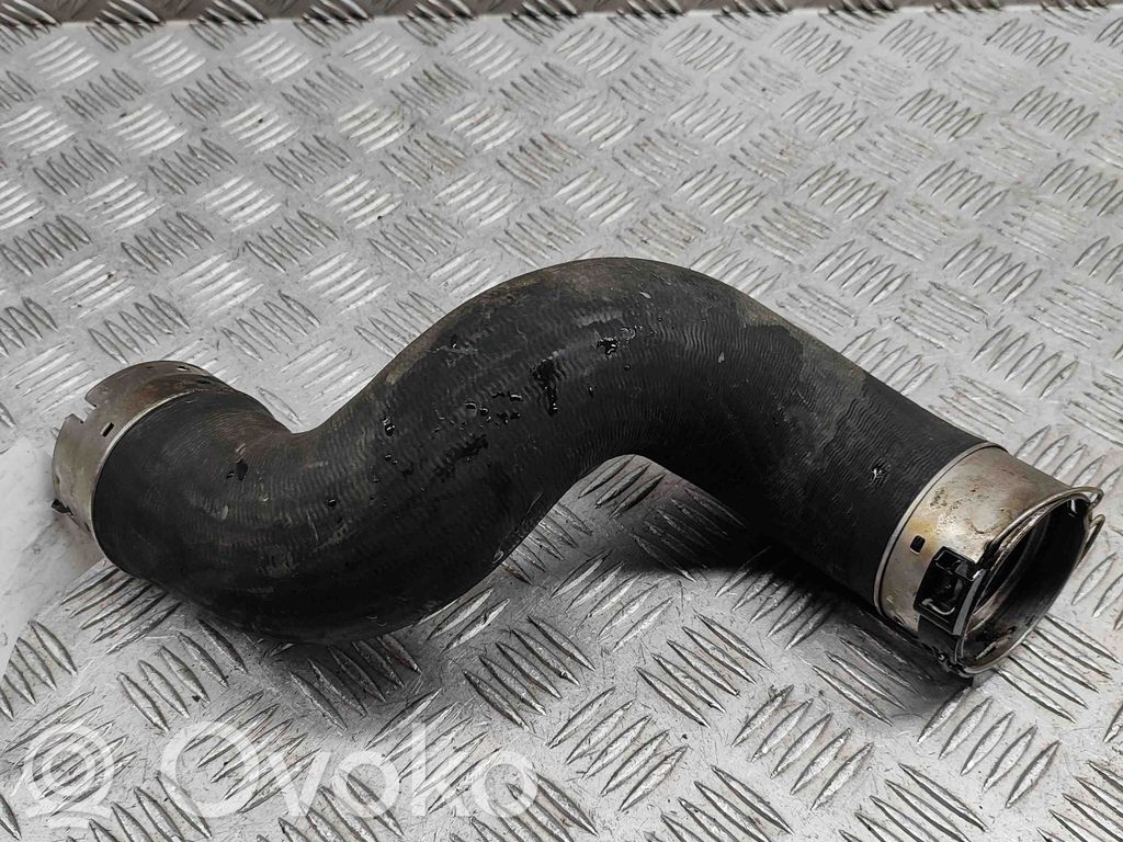 Mercedes-Benz Vito Viano W447 Tubo flessibile del liquido di raffreddamento del motore 