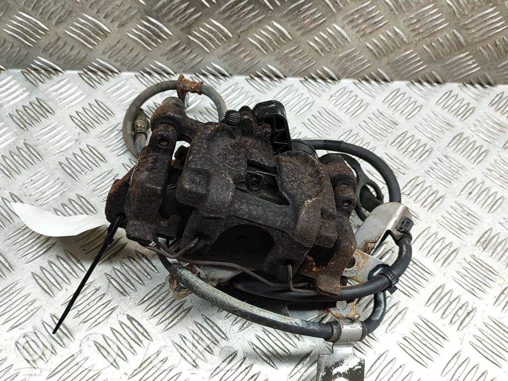 Subaru Outback (BS) Задний суппорт 
