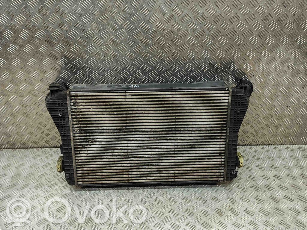 Volkswagen PASSAT B7 Radiatore intercooler 
