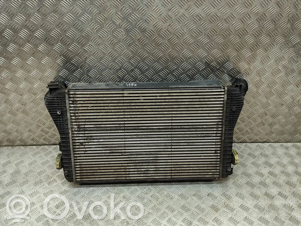 Volkswagen PASSAT B7 Ladeluftkühler