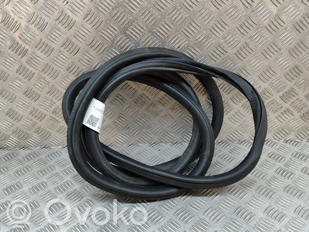 Mercedes-Benz GLS X167 Gumowa uszczelka drzwi tylnych 