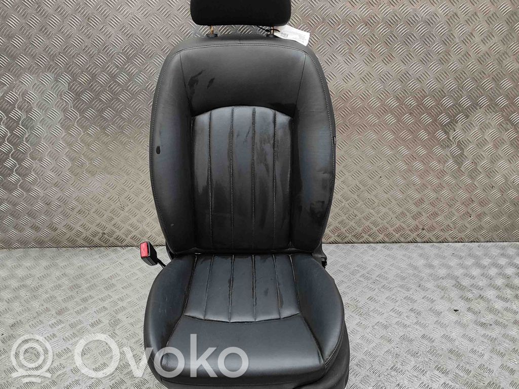 Kuljettajan istuin   4X43F63222BB,1X4314K155,1X4364810BA