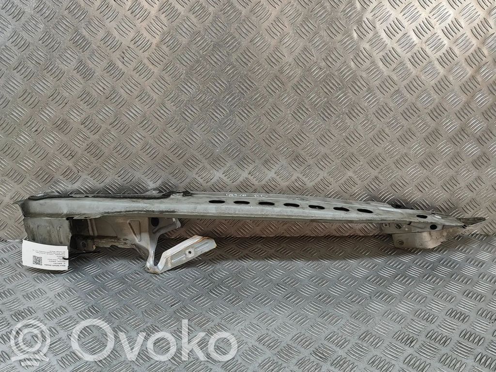 Porsche Cayenne (9PA) Support de montage d'aile