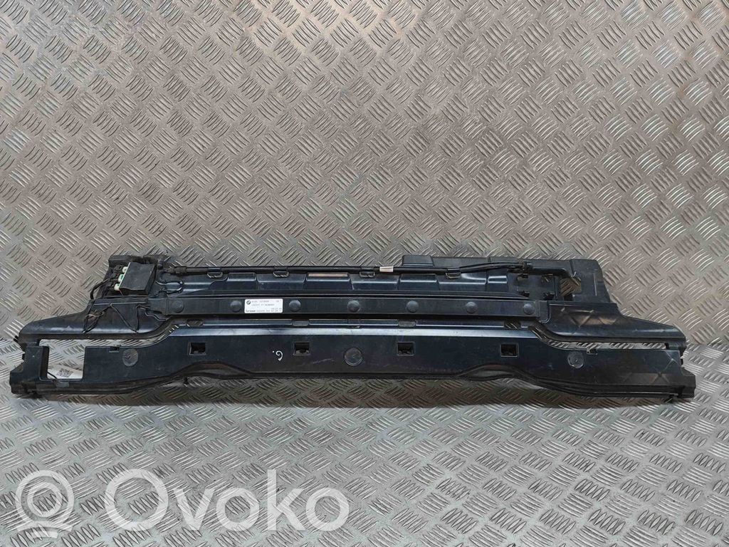 BMW 5 F10 F11 Staffa di rinforzo montaggio del paraurti posteriore 