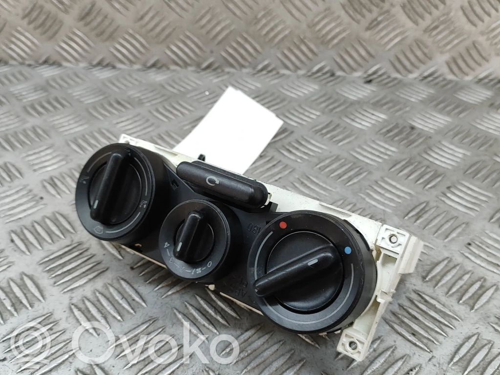 Volkswagen New Beetle Przełącznik / Włącznik nawiewu dmuchawy 