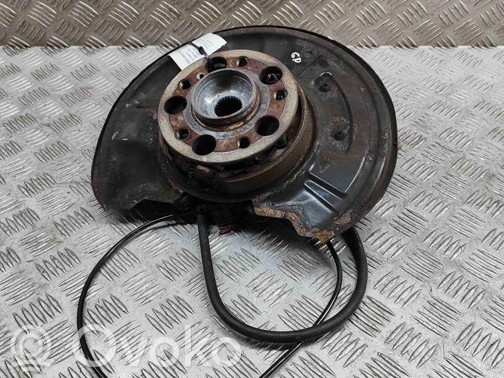 Mercedes-Benz E C207 W207 Cubo de rueda trasera 