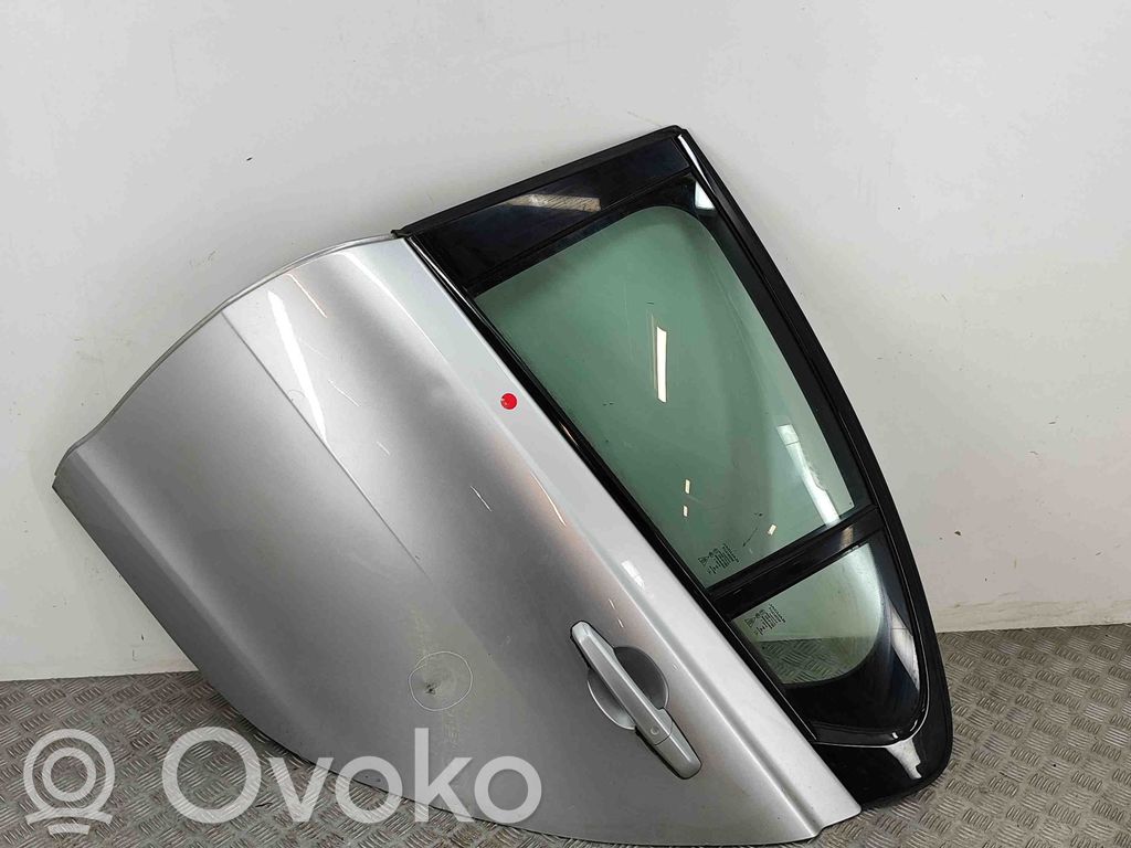 Jaguar XE Takaovi 